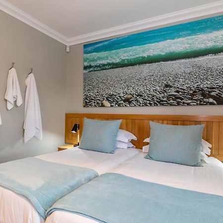 Oceans Guest House & Luxurious Apartments Struisbaai Ngoại thất bức ảnh