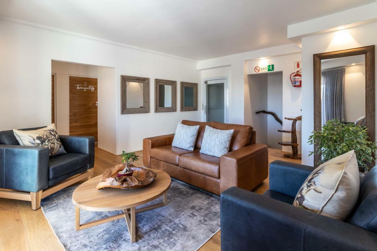 Oceans Guest House & Luxurious Apartments Struisbaai Ngoại thất bức ảnh